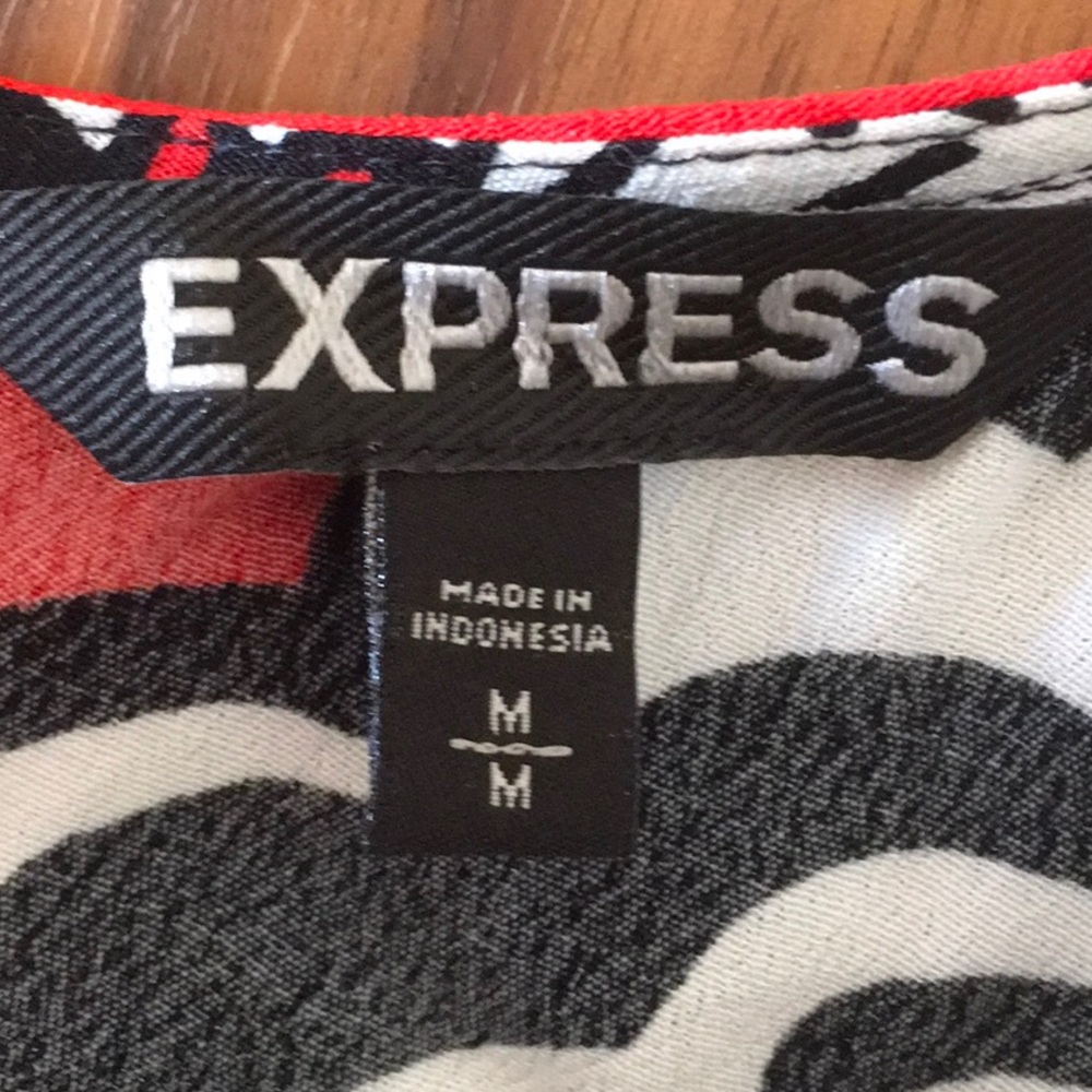 Express Summer Dress - Picture 3 of 4